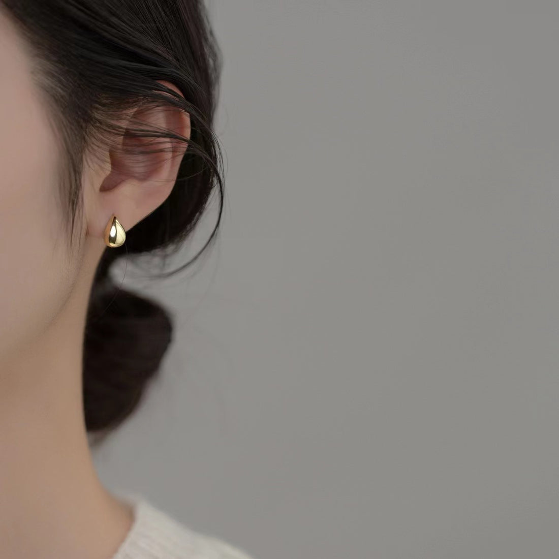 teardrop chunky hoop earrings