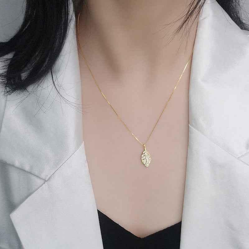 Sparkling Leaf Pendant Necklace - JIMMY JEWELRY 01