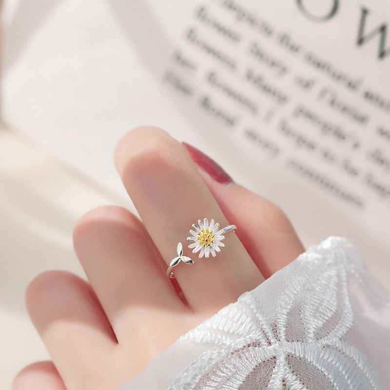 Adjustable Daisy Flower Ring