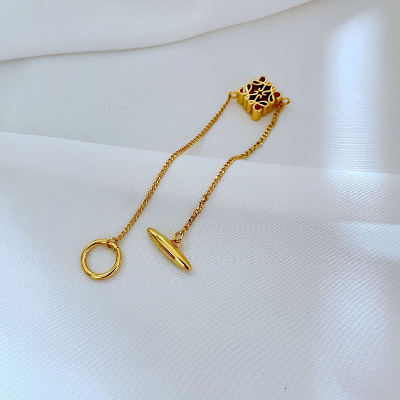 Versatile Single Anagram LOEWE Chain