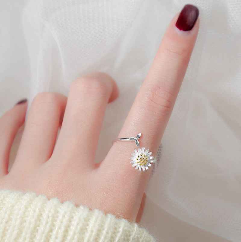 Adjustable Daisy Flower Ring