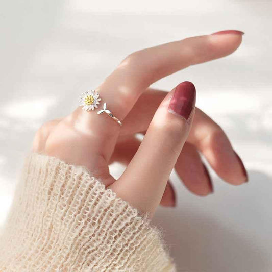 Adjustable Flower Ring with Daisy Design - JIMMY JEWELRY 01
