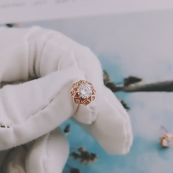 Unique Geometric Studs
