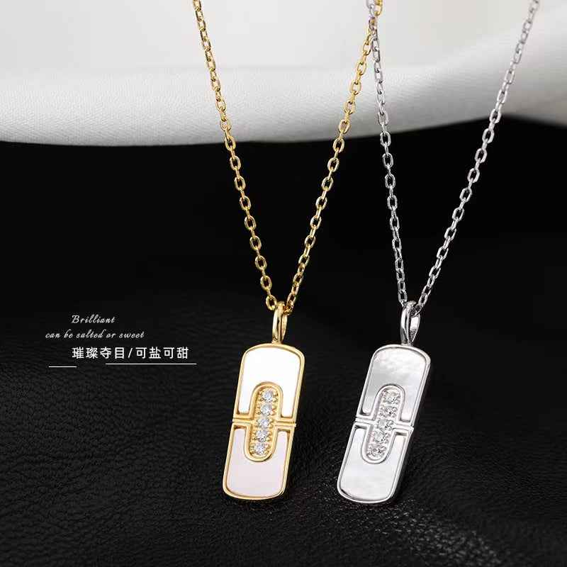 bvlgari parentesi diamond pendant