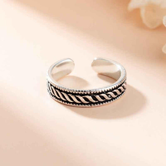 Adjustable open band ring with etched leaf pattern and rope border, white gold tone