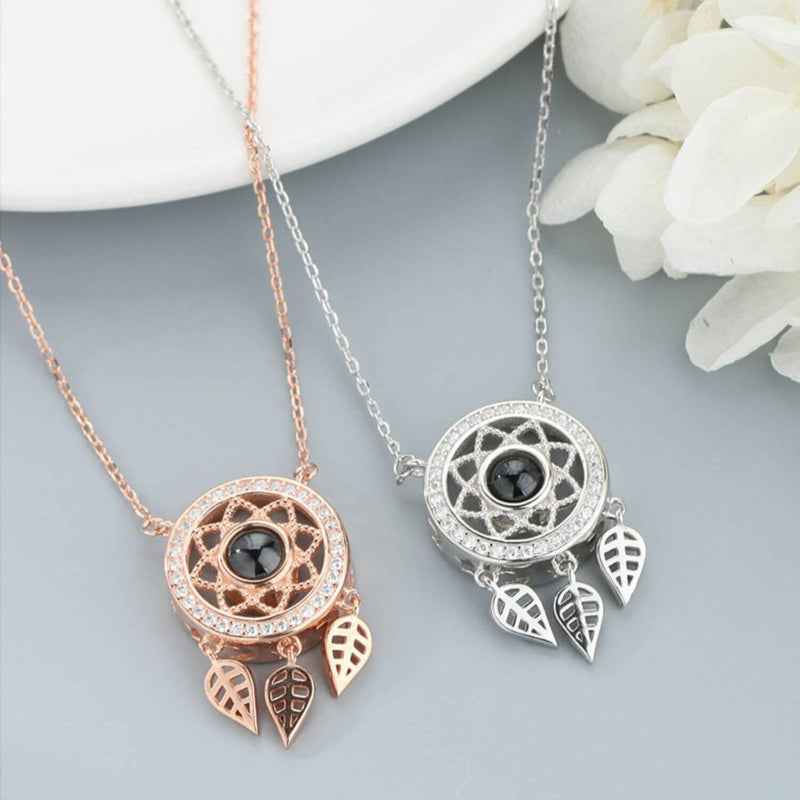 Jimmys Jewelry Factory Dreamcatcher 'I Love You' Projection Necklace