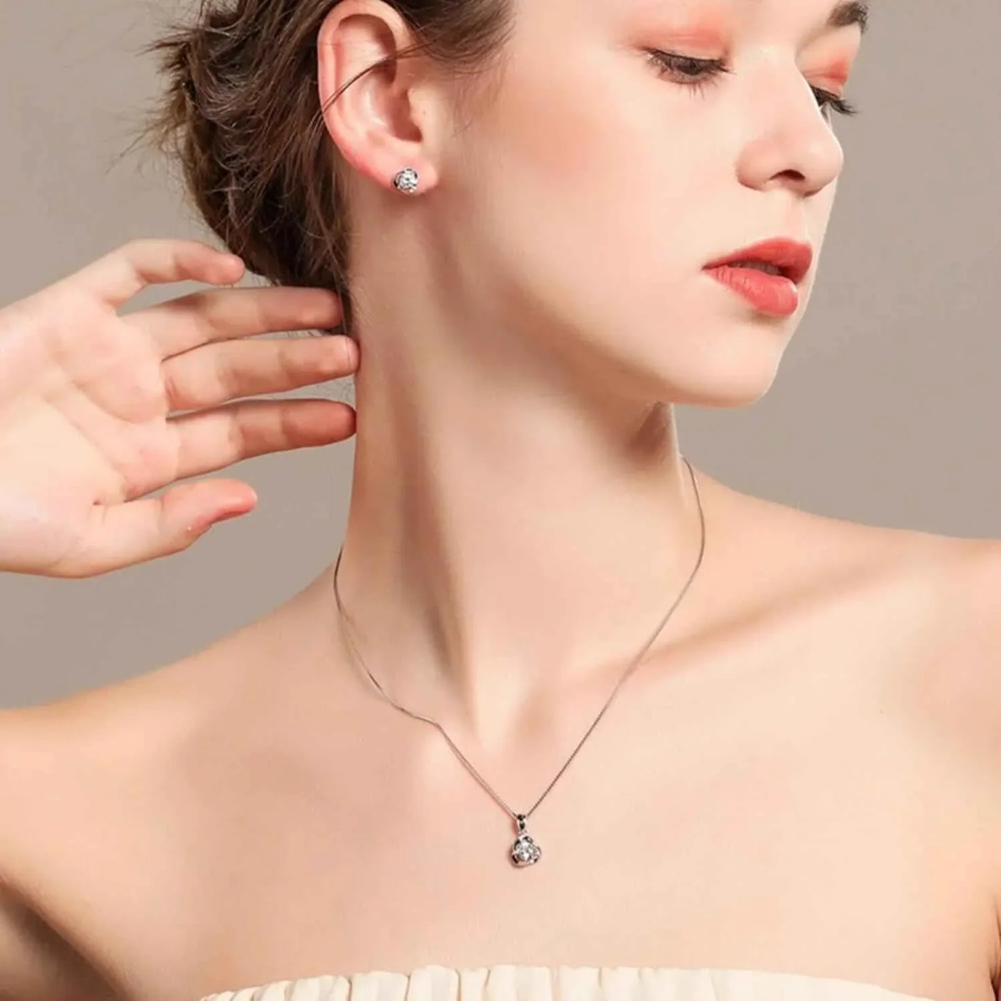 dancing pendant necklace - JIMMY JEWELRY 01