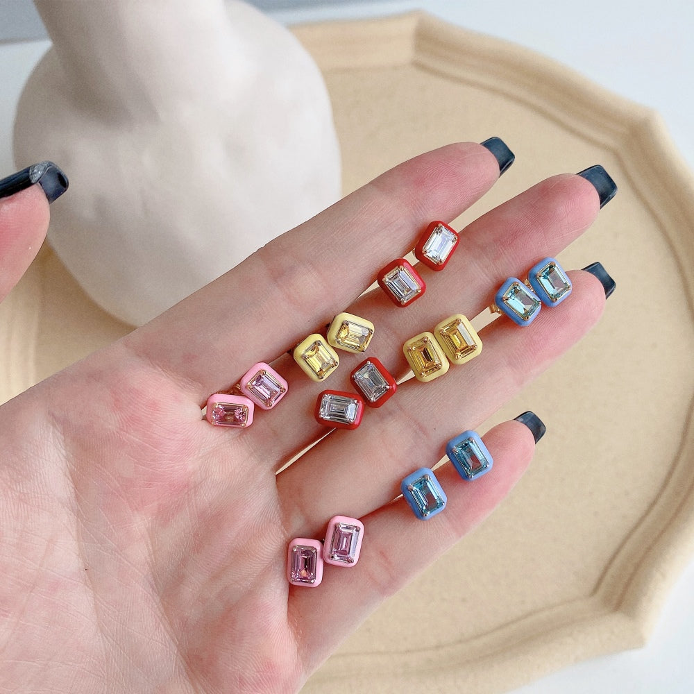 unique ways to store jewelry