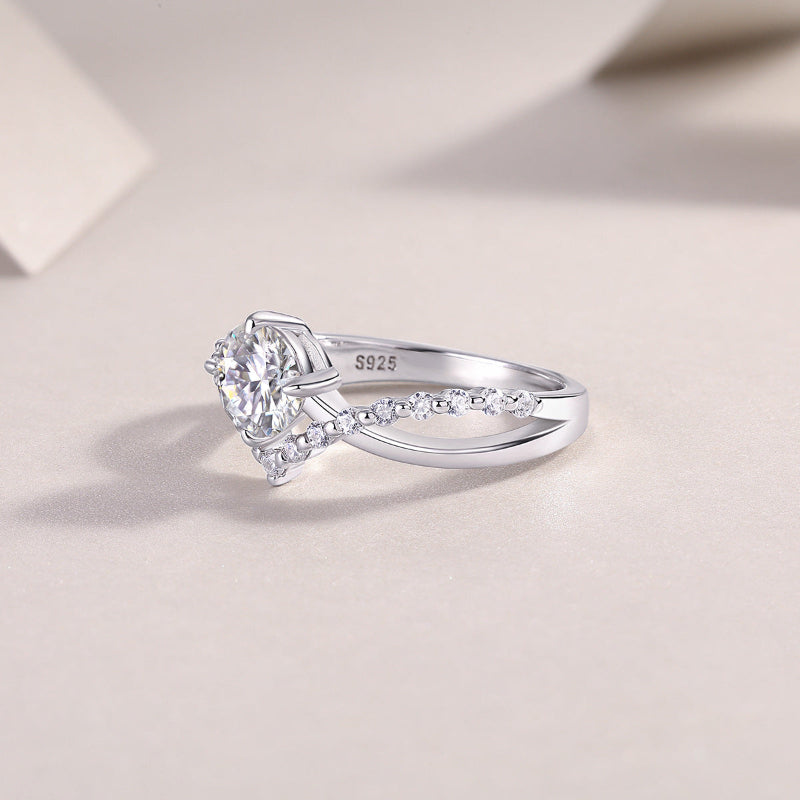 Sparkling Moissanite Promise Ring with V-Band

