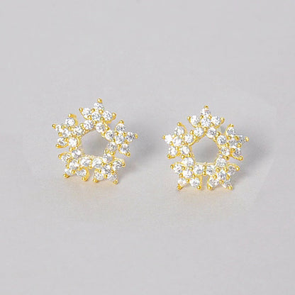 star shaped silver stud earrings