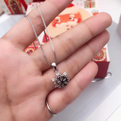 silver snowflake necklace