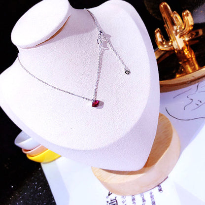 red crystal mouth necklace