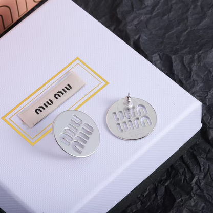 Miu Miu hollow weet elegant earrings