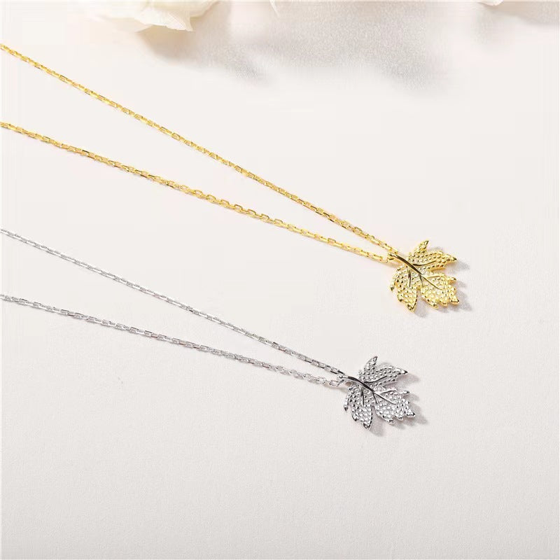 maple leaves pendant