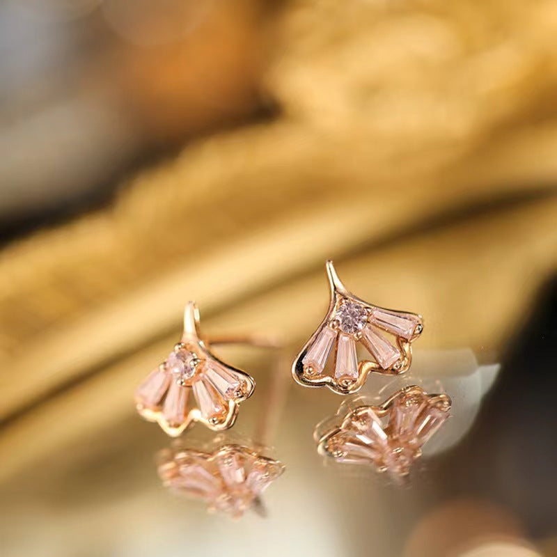 silver ginkgo leaf stud earrings