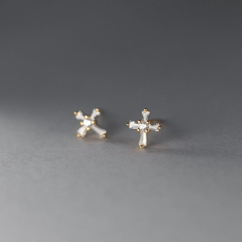 snowflake studs earrings gold