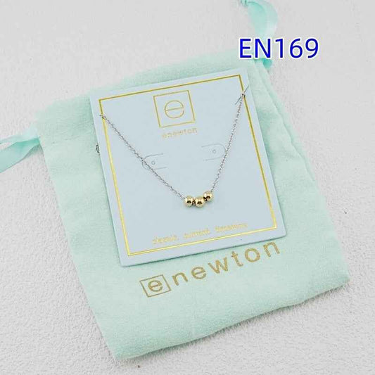 enewton Three-Bead Necklace