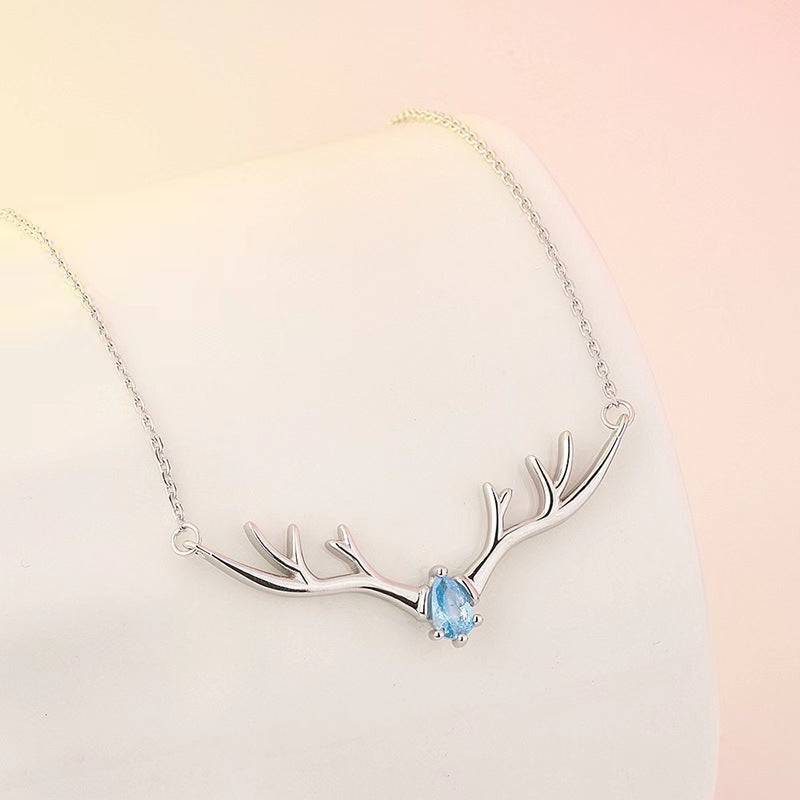 blue diamon antler  necklace
