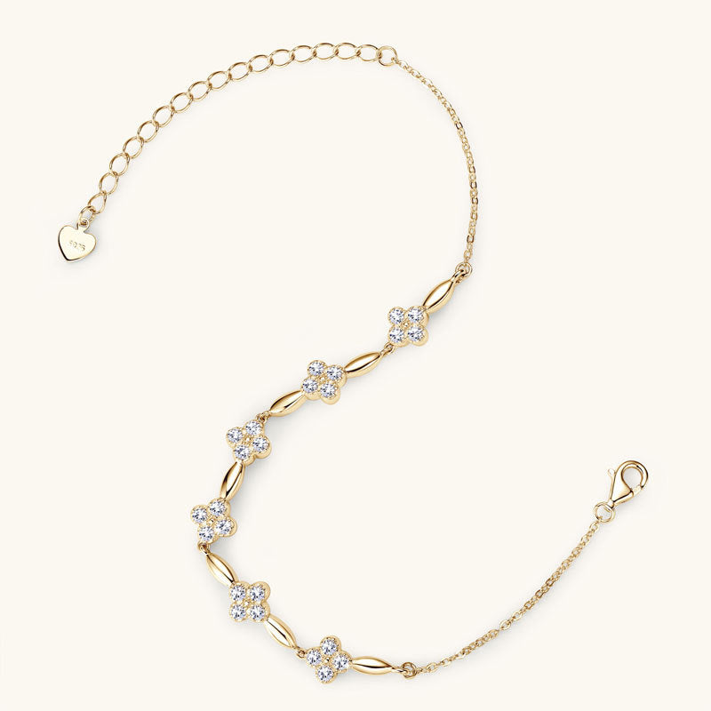 Graceful Flower Cluster Bracelet

