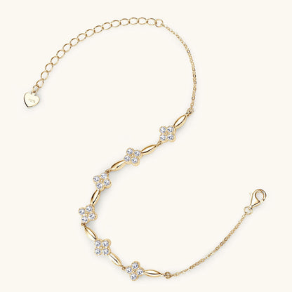 Graceful Flower Cluster Bracelet

