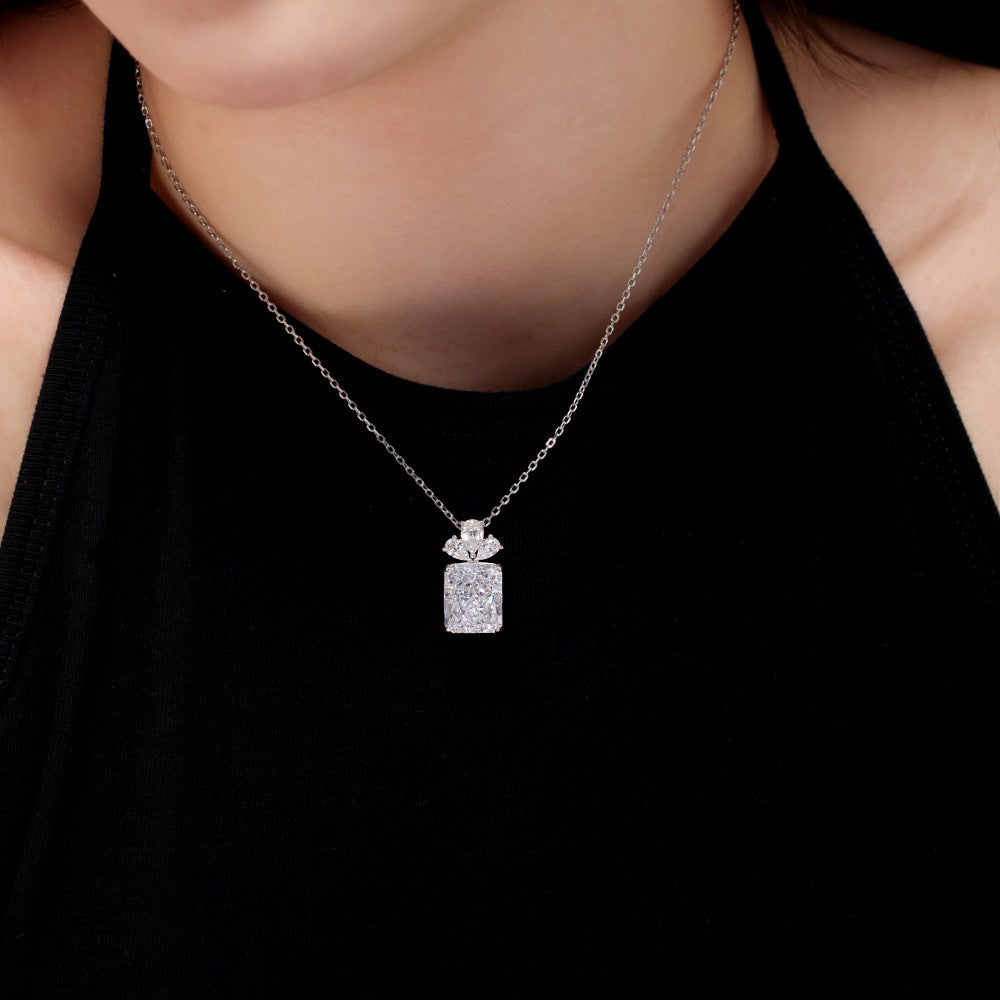 Alluring Art Deco Rectangle Pendant