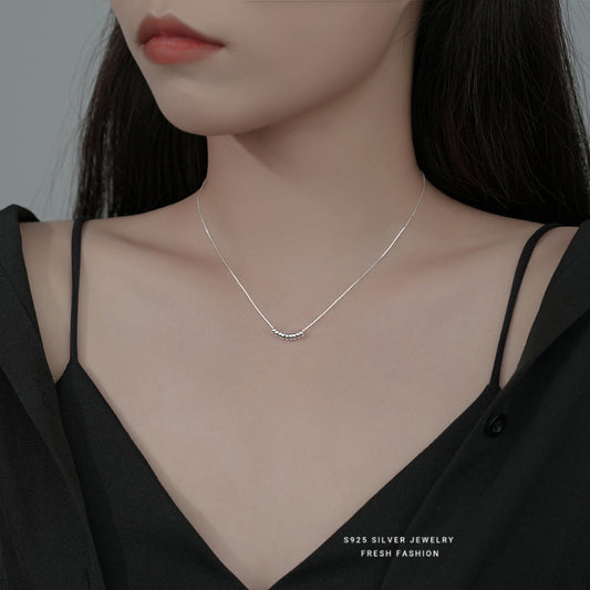 Minimalist Bead Necklace

