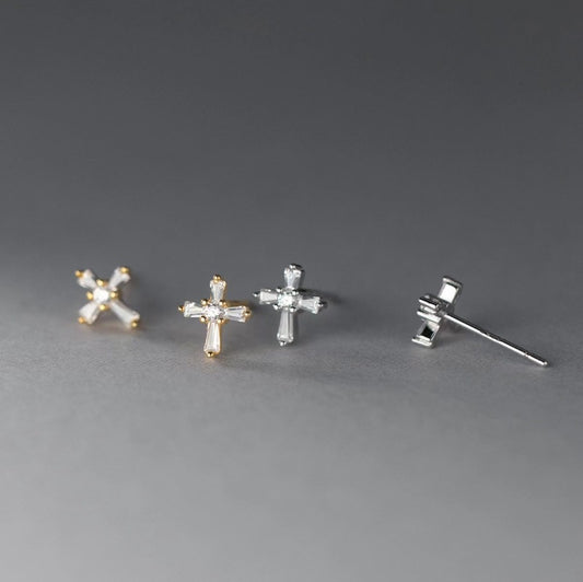 snowflake studs earrings