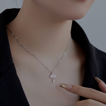 Classic Gold Fan Pendant Necklace

