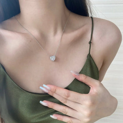 Dazzling Silver Heart & Stone

