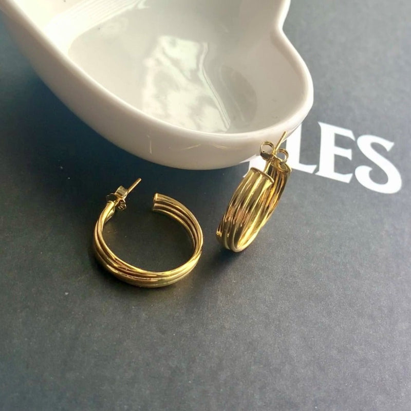 Everyday Gold Hoops

