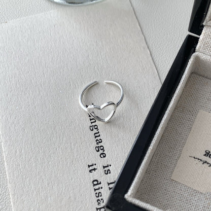 Minimalist Heart Band