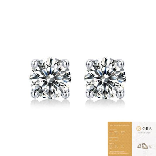 Round Brilliant Cut Studs

