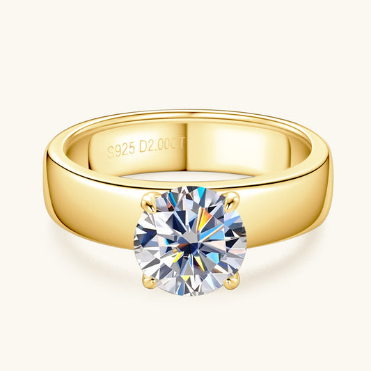 8mm Round Cut Moissanite Engagement Ring

