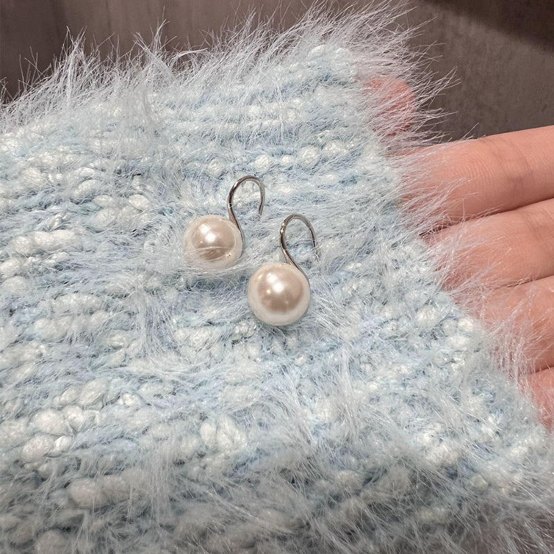 Simple Pearl Hookback Earrings

