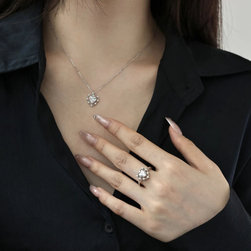Elegant Heart Outline Necklace


