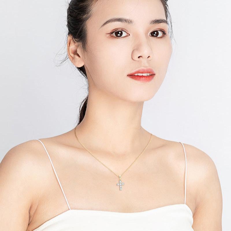 Sparkling Moissanite Cross Chain

