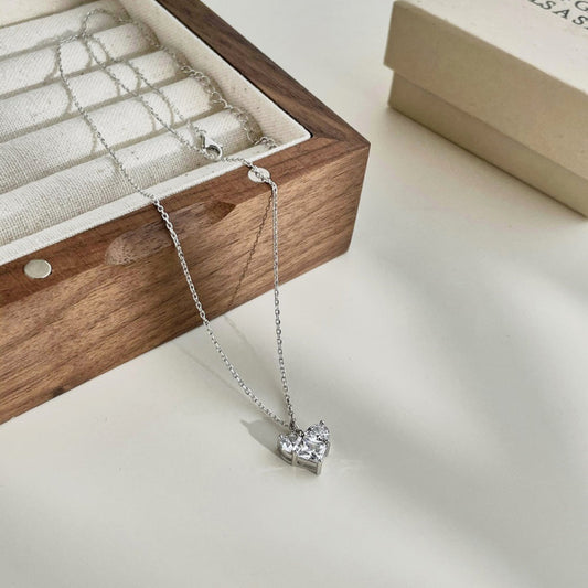 diamond heart pendant necklace white gold
