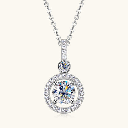 Elegant D Color VVS1 Moissanite Circle Pendant Necklace

