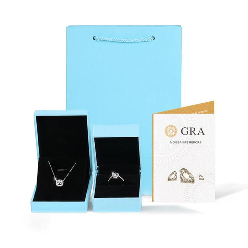 Chic Gold Bezel Moissanite Everyday Ring

