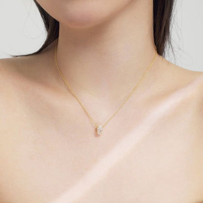 Alluring Art Deco Pendant Necklace