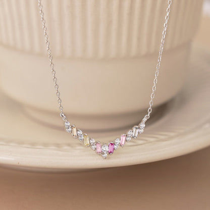 Vibrant Linear Stone Necklace

