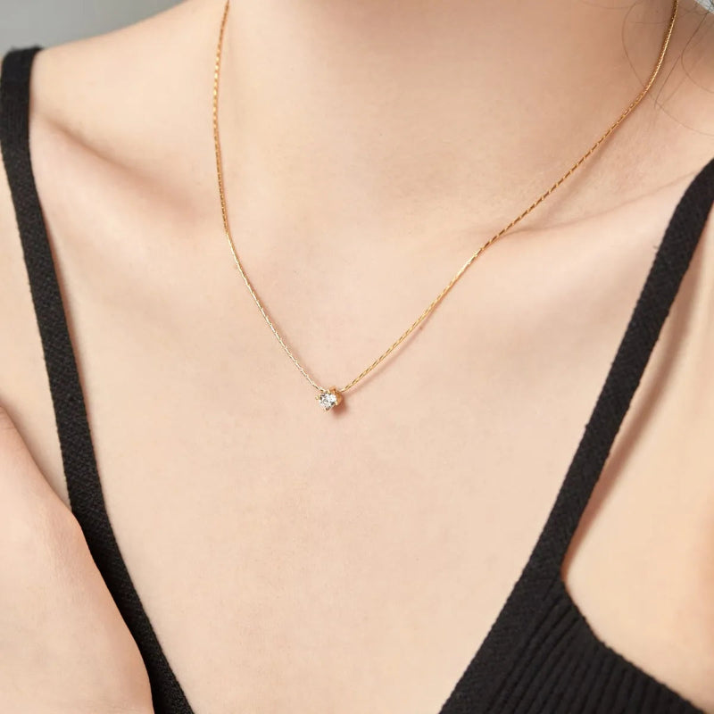 Golden Four-Prong Stone Necklace

