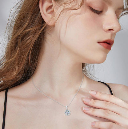 Eye-Catching 8mm Moissanite Solitaire

