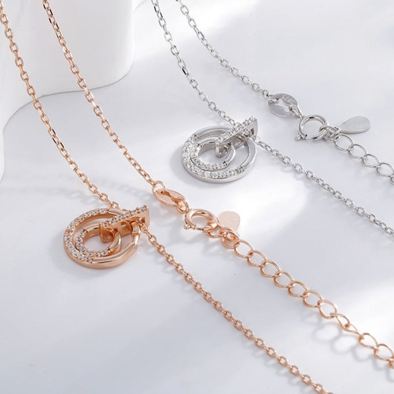 Interlocking Circles Necklace

