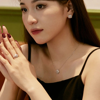 Minimalist Magical Zirconia Necklace