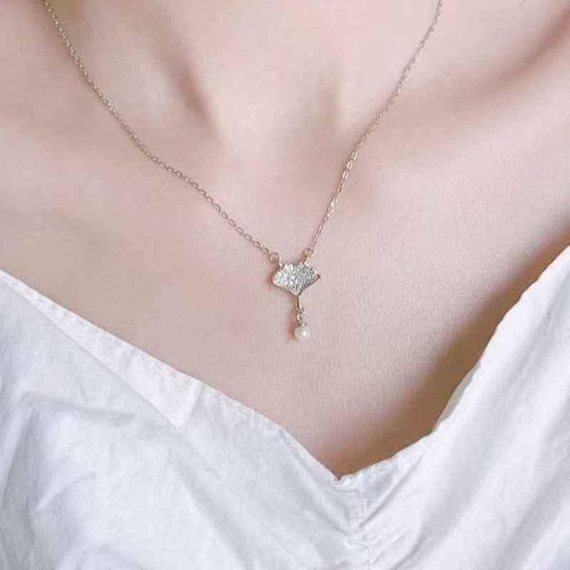 Elegant Ginkgo Leaf & Pearl Pendant Necklace