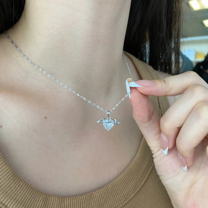 Shimmering Heart Solitaire Pendant

