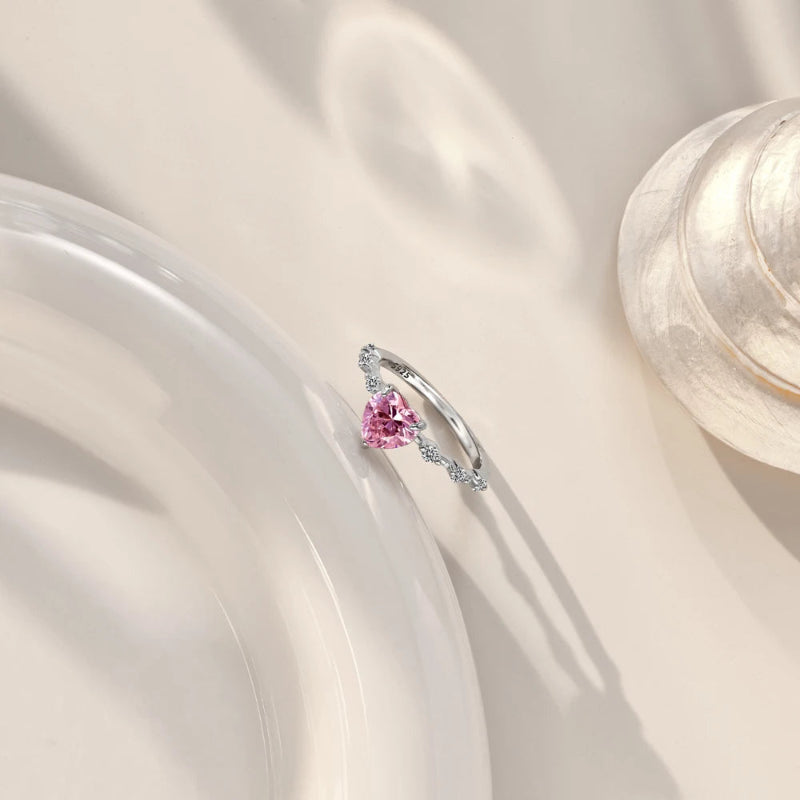 Shimmering Heart Zirconia Ring