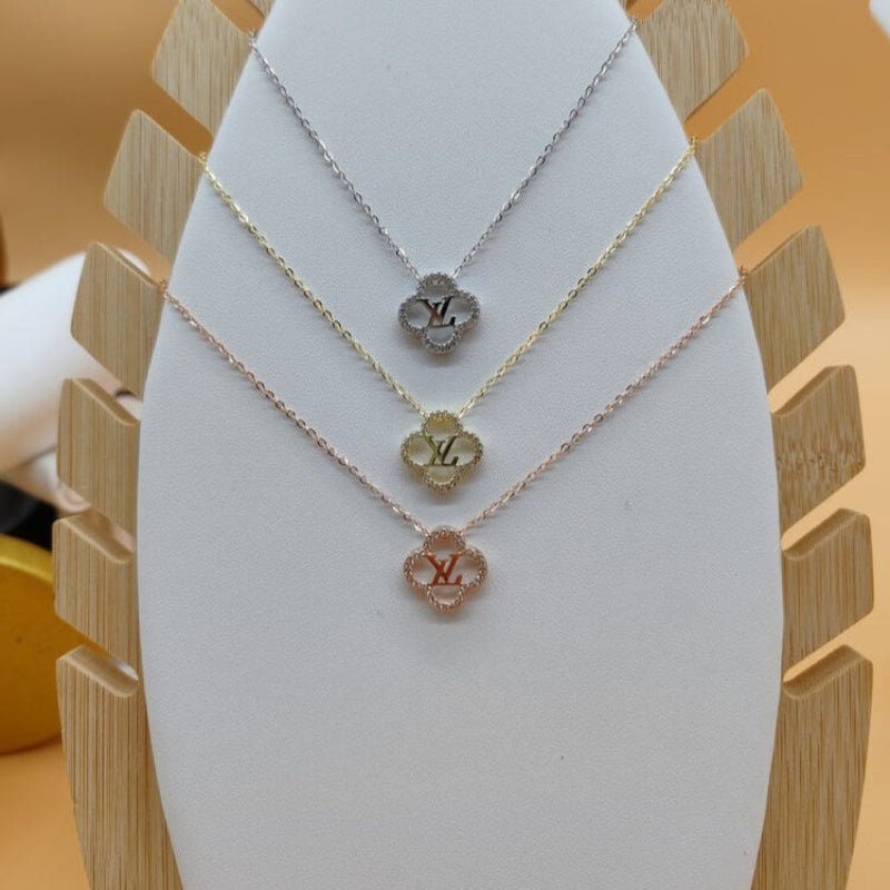 Chic LV Clover Necklace