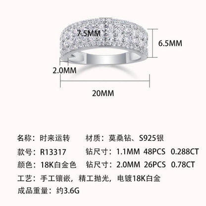 Exquisite Moissanite Wedding Band

